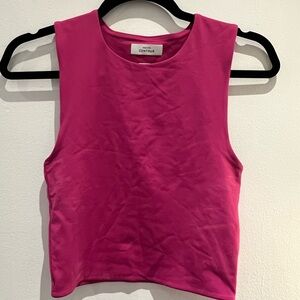 Aritzia Babaton contour pink muscle top